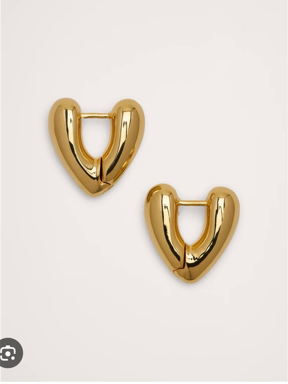 NWOT Banana Republic Heart Shaped Hoops GOLD $65
